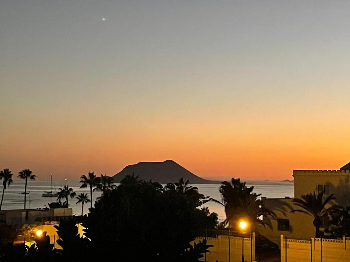 Alojamiento Playa Centro Corralejo 16 Exteriör bild